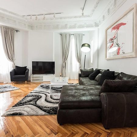 Апартаменты M&F Attic With Great Views Мадрид Экстерьер фото