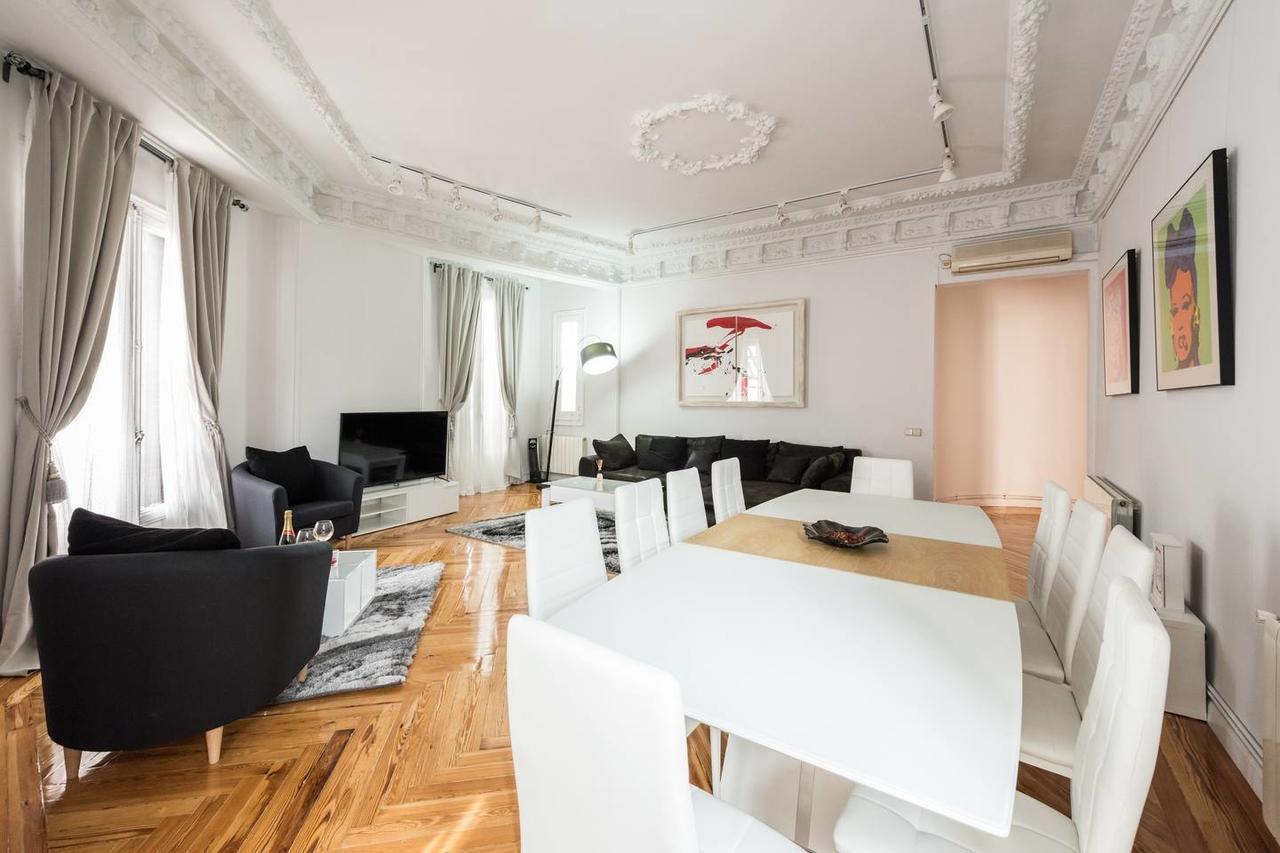 Апартаменты M&F Attic With Great Views Мадрид Экстерьер фото